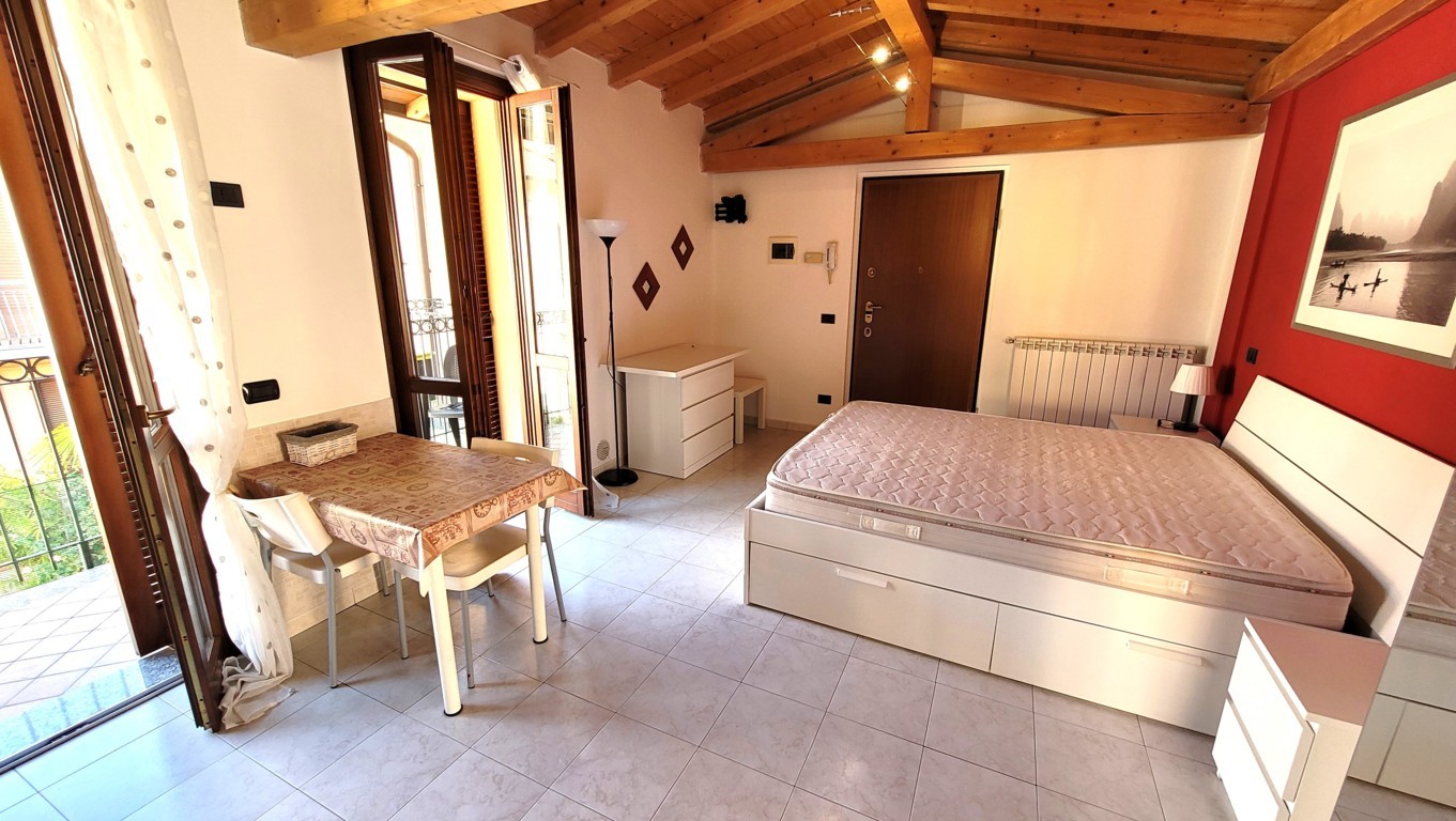 Appartamento affitto 4+4 Arese (MI)