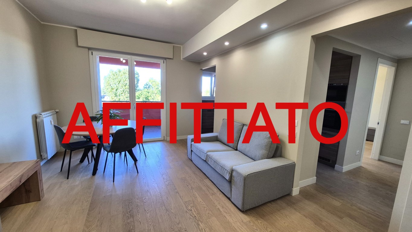 Appartamento affitto 4+4 Arese (MI)