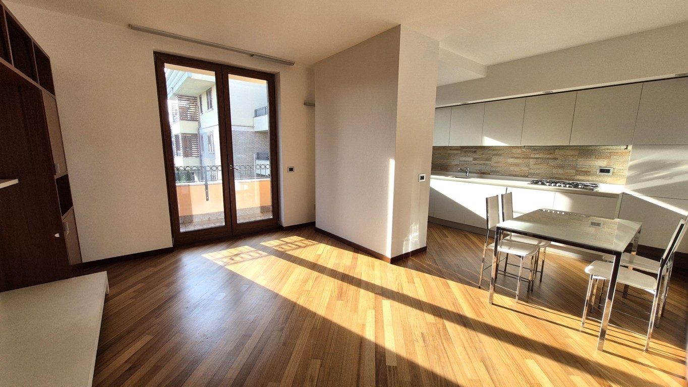 Appartamento vendita Arese (MI)