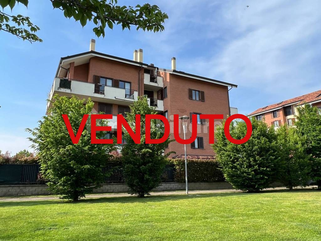 Appartamento vendita Arese (MI)