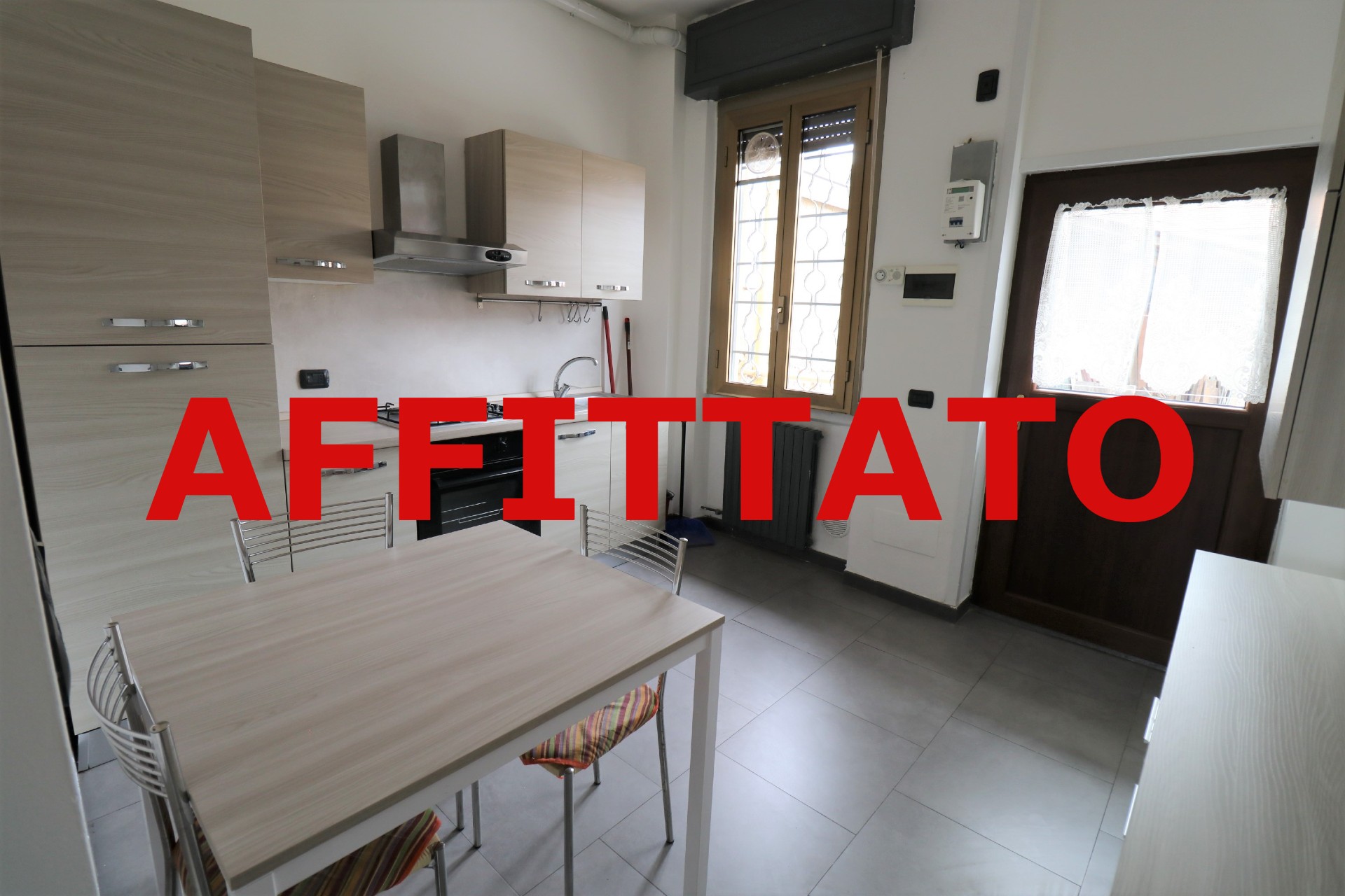 Appartamento affitto 4+4 Arese (MI)